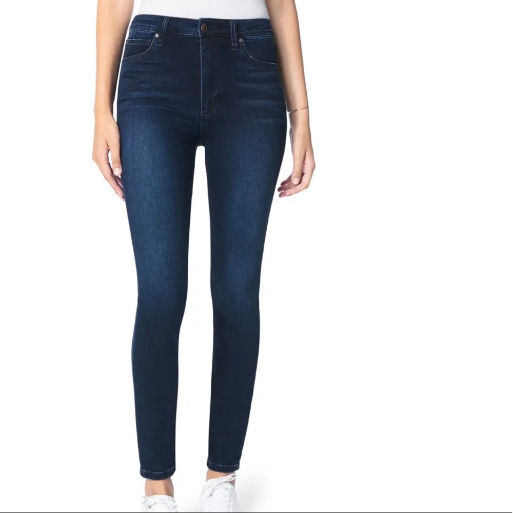 High-rise Joe’s Jeans!